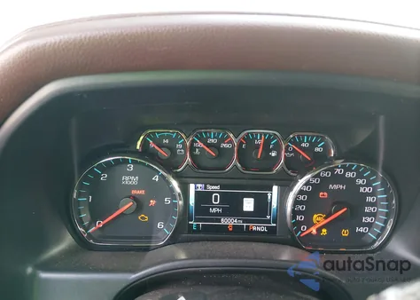 2018 Chevrolet Silverado 1500 High Country z USA, uszkodzony, nr VIN 3GCUKTEC1JG494897